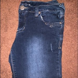 amethyst capri jeans